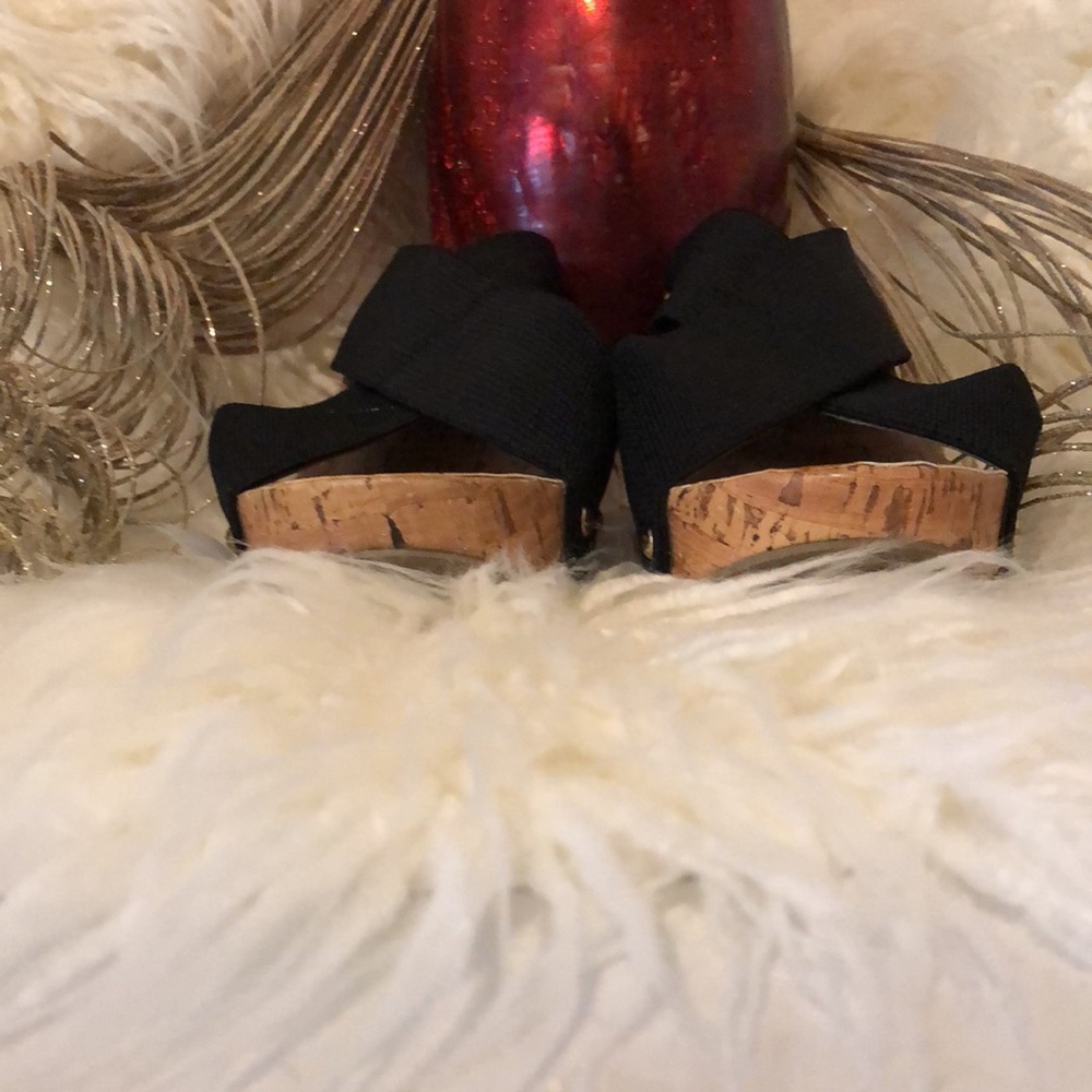 PRE-LOVED SEXY MONTEGO BAY CLUB WEDGES SIZE 11 - Picture 3 of 9
